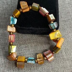Multicolor Shell Bead Stretch Bracelet – Fits 6–7” Wrist